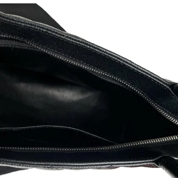 CHANEL Medallion handbag - Picture 5 of 9